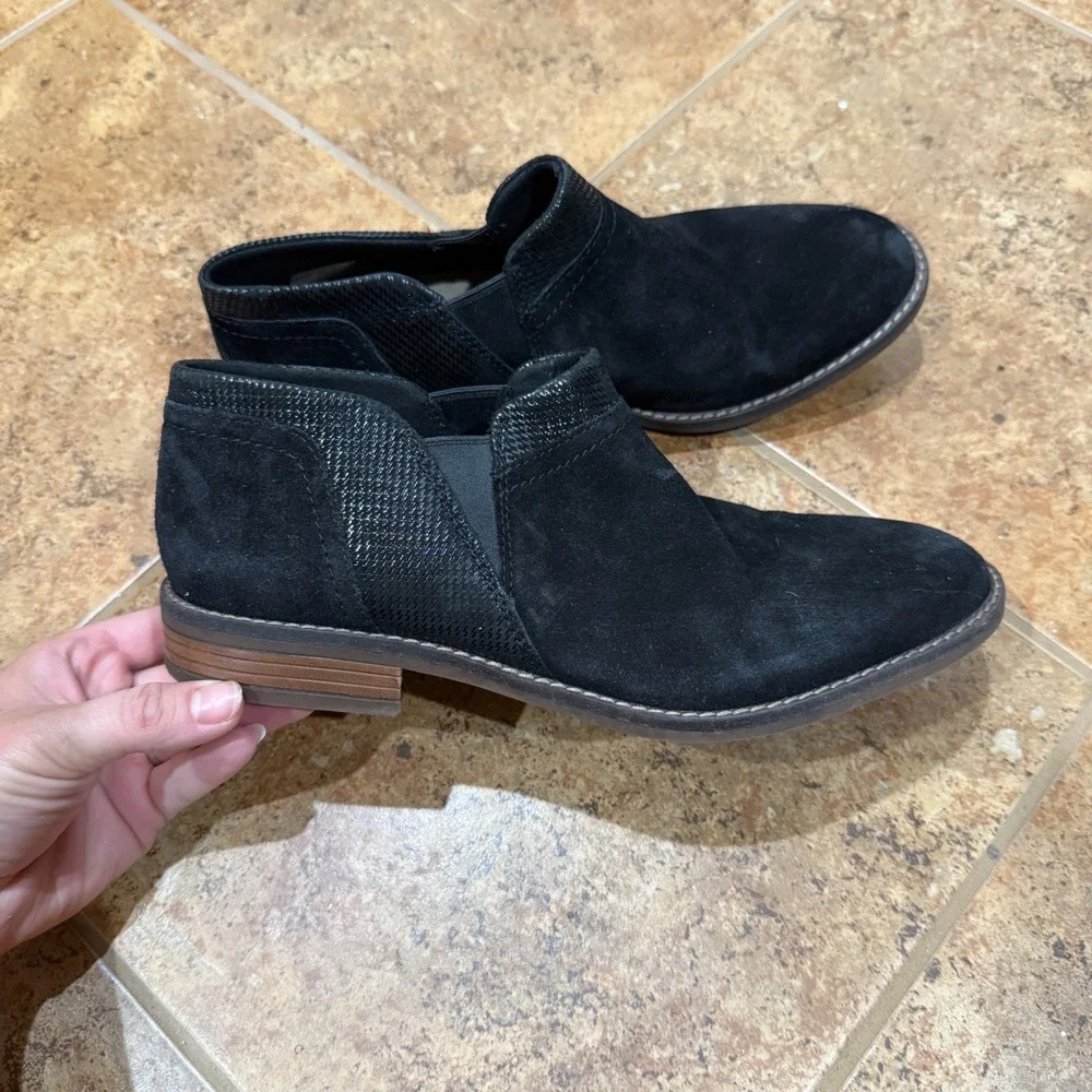 Clarks Camzin Mix Black Suede Leather Ankle Boots Women 9.5 M Casual Neutral